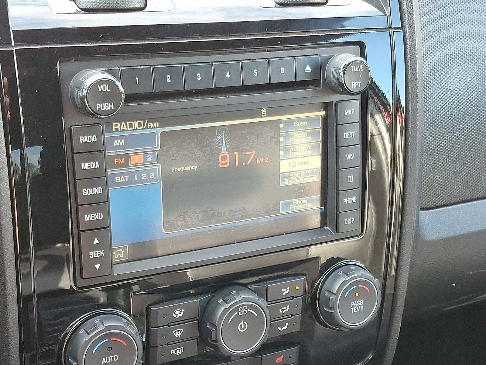 Thumbnail: 2012 Ford Escape - 22