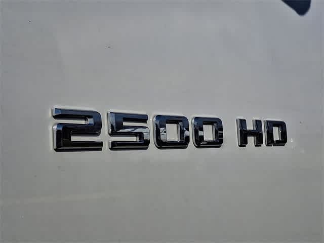 Thumbnail: 2022 Chevrolet Silverado 2500 - 39