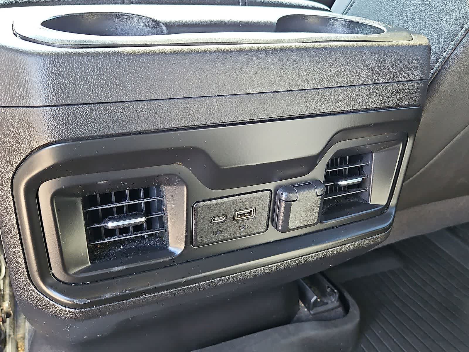 Thumbnail: 2020 Chevrolet Silverado 1500 - 27