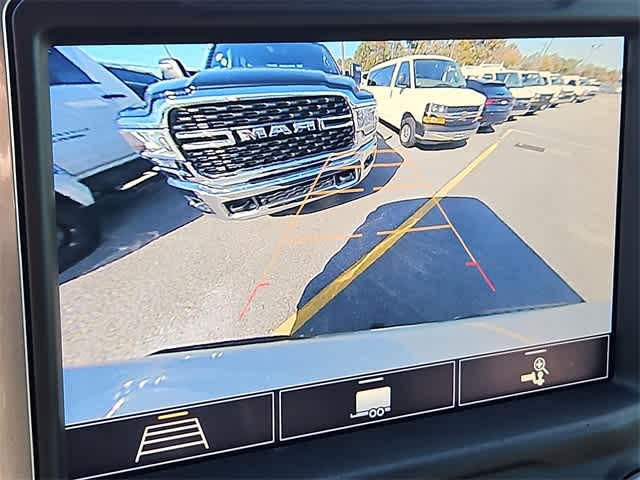 Thumbnail: 2021 Chevrolet Silverado 1500 - 20