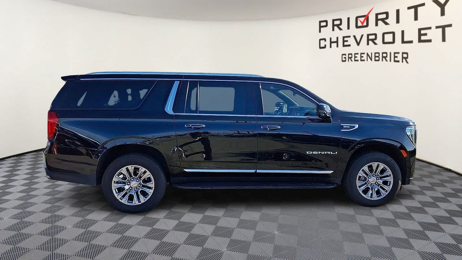 Thumbnail: 2024 GMC Yukon XL - 9