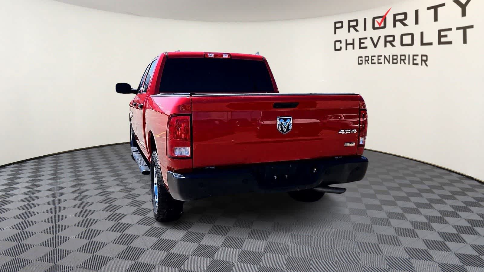 Thumbnail: 2019 RAM 1500 Classic - 7