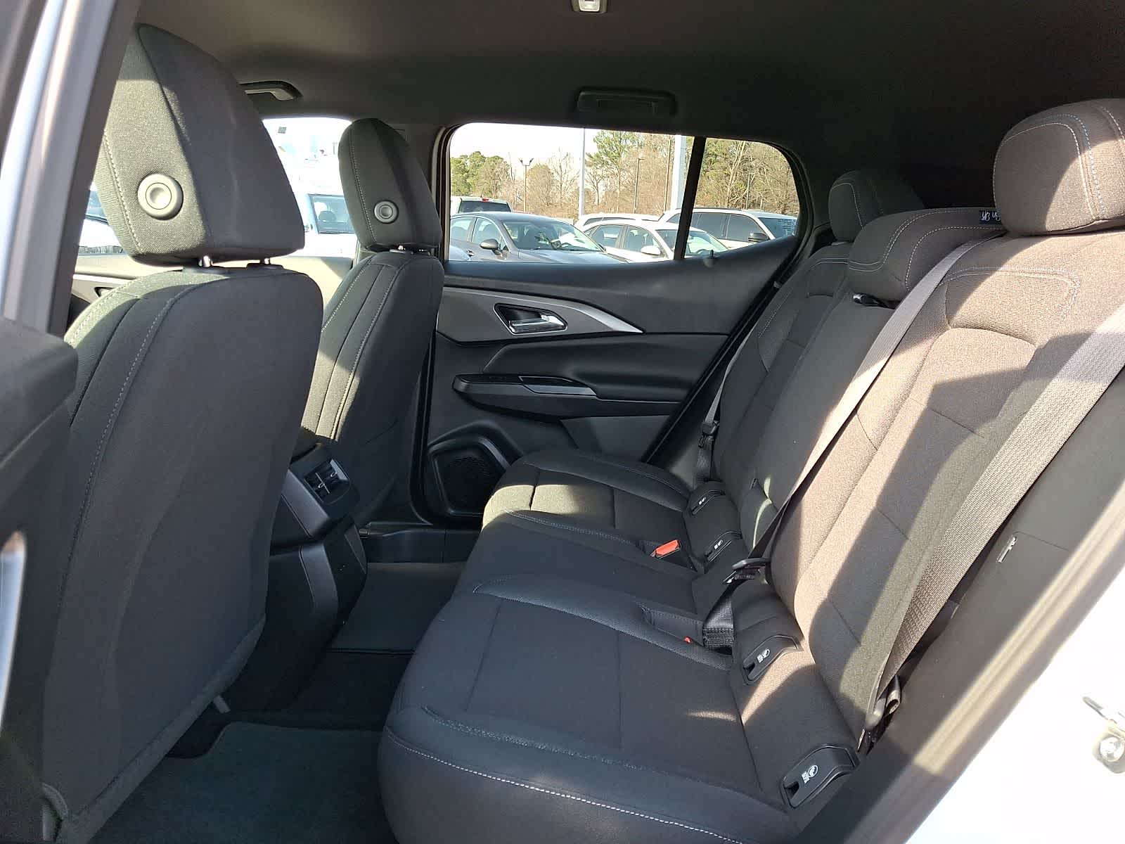 Thumbnail: 2026 Chevrolet Equinox - 8