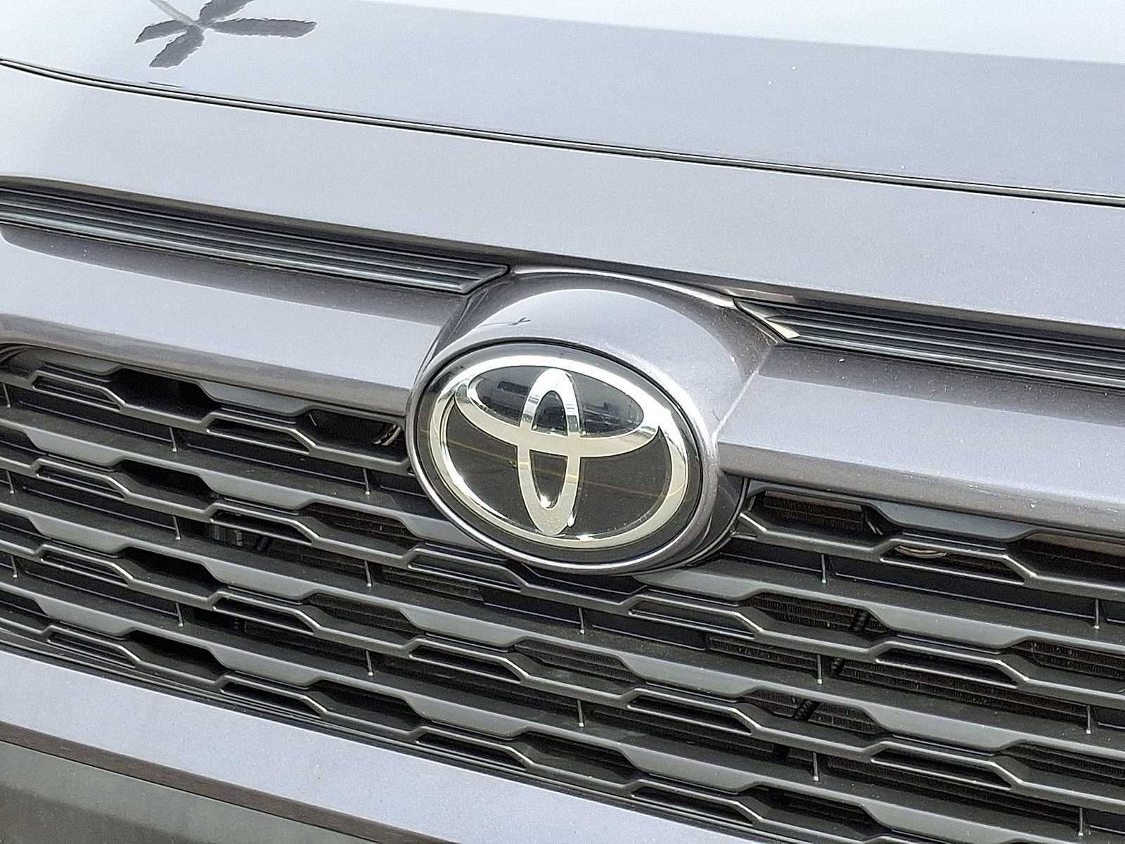 Thumbnail: 2022 Toyota RAV4 - 35