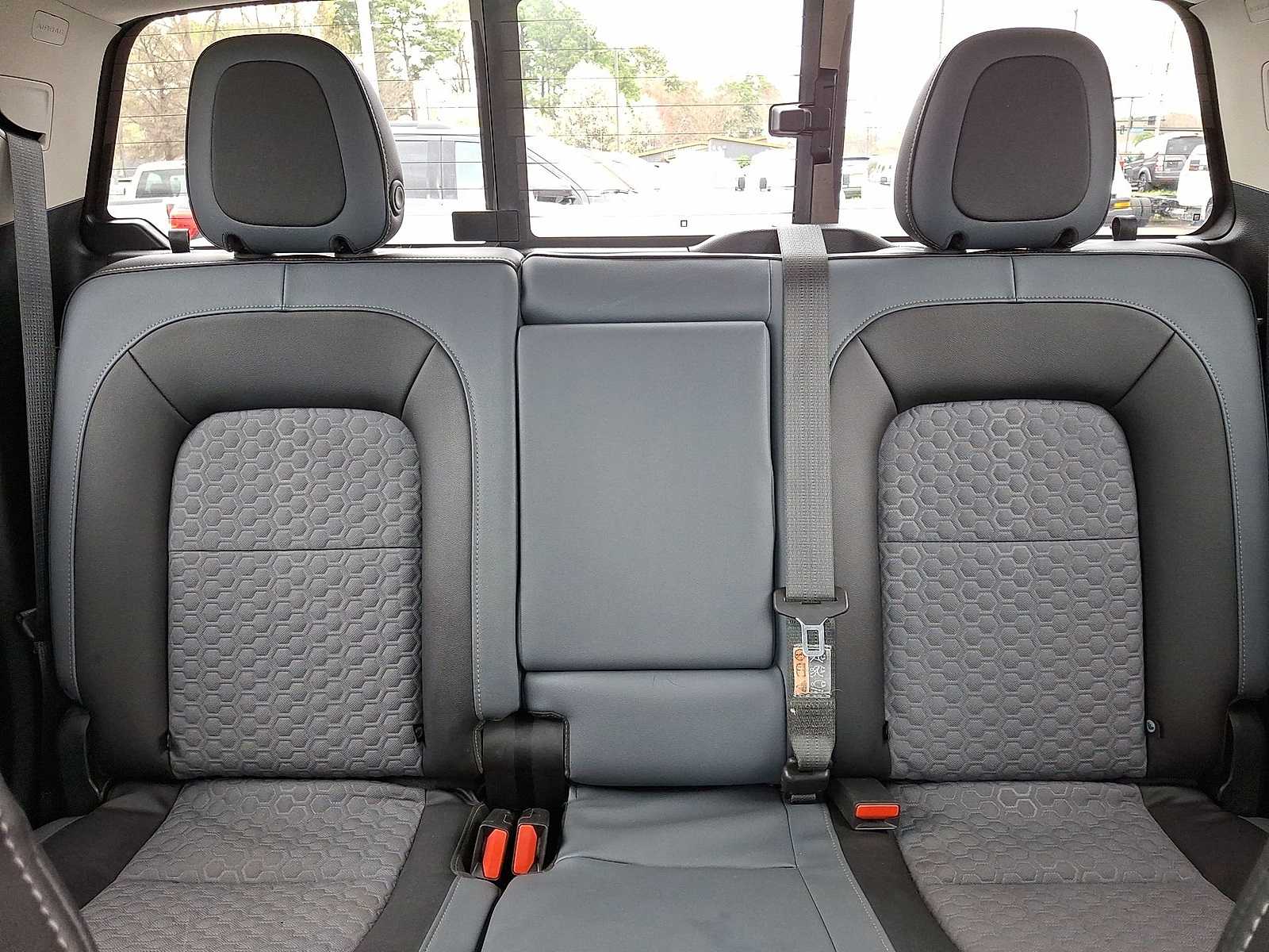 Thumbnail: 2018 Chevrolet Colorado - 14