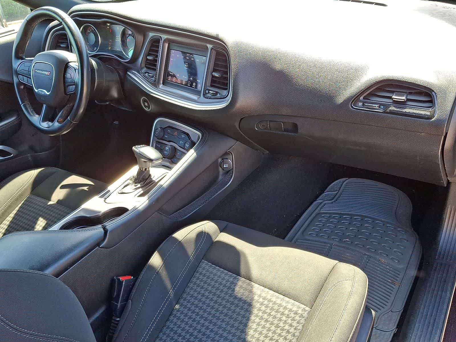 Thumbnail: 2021 Dodge Challenger - 33