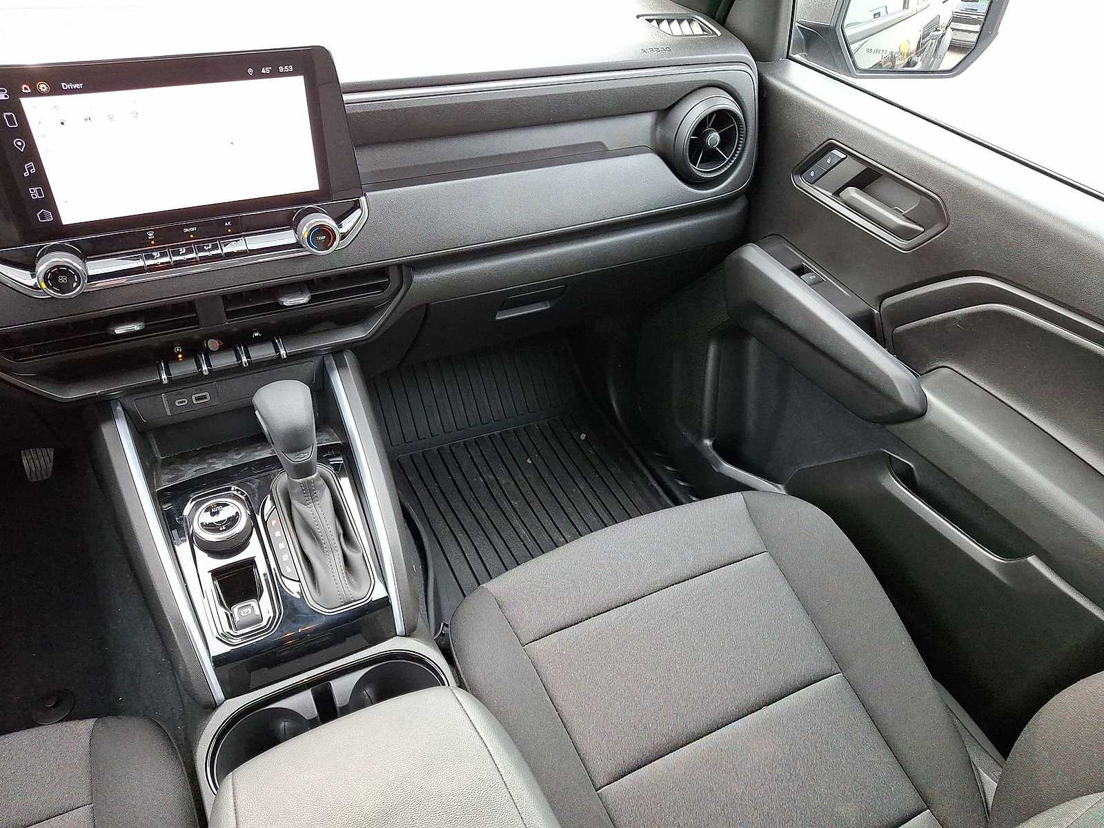 Thumbnail: 2024 Chevrolet Colorado - 12