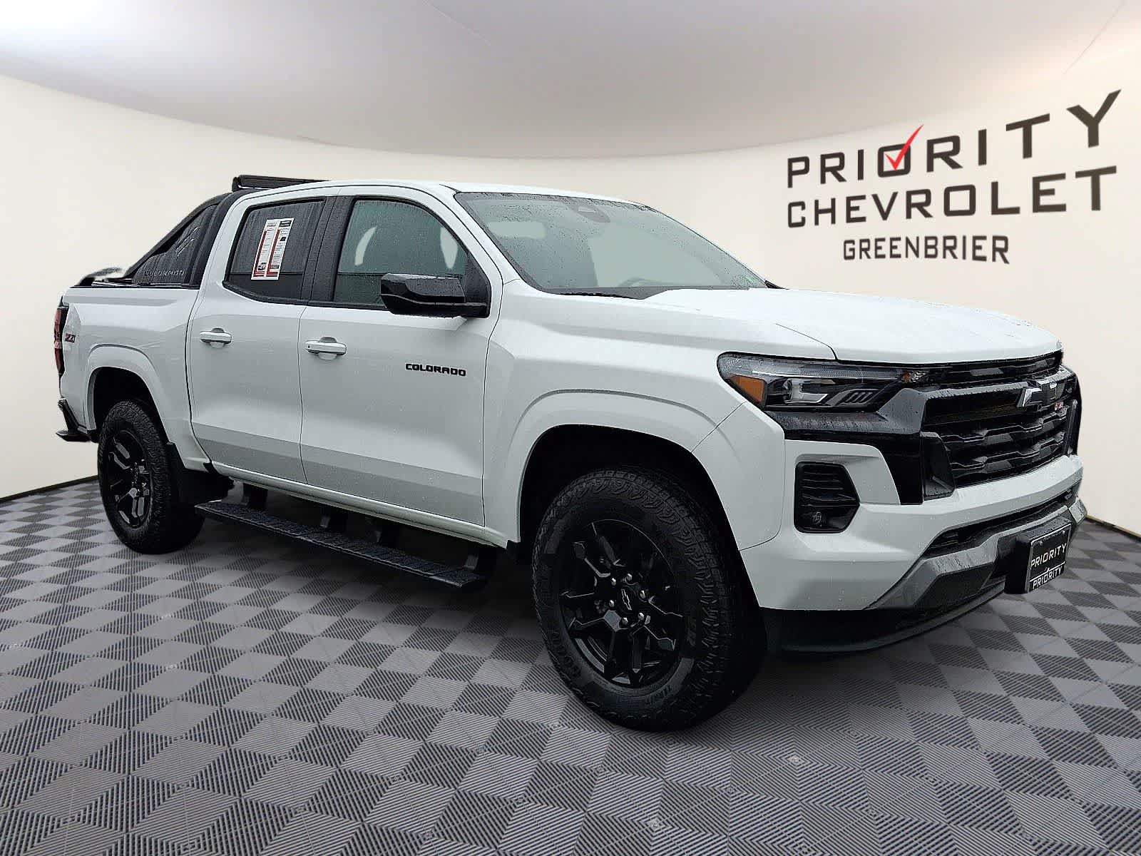 Thumbnail: 2025 Chevrolet Colorado - 3
