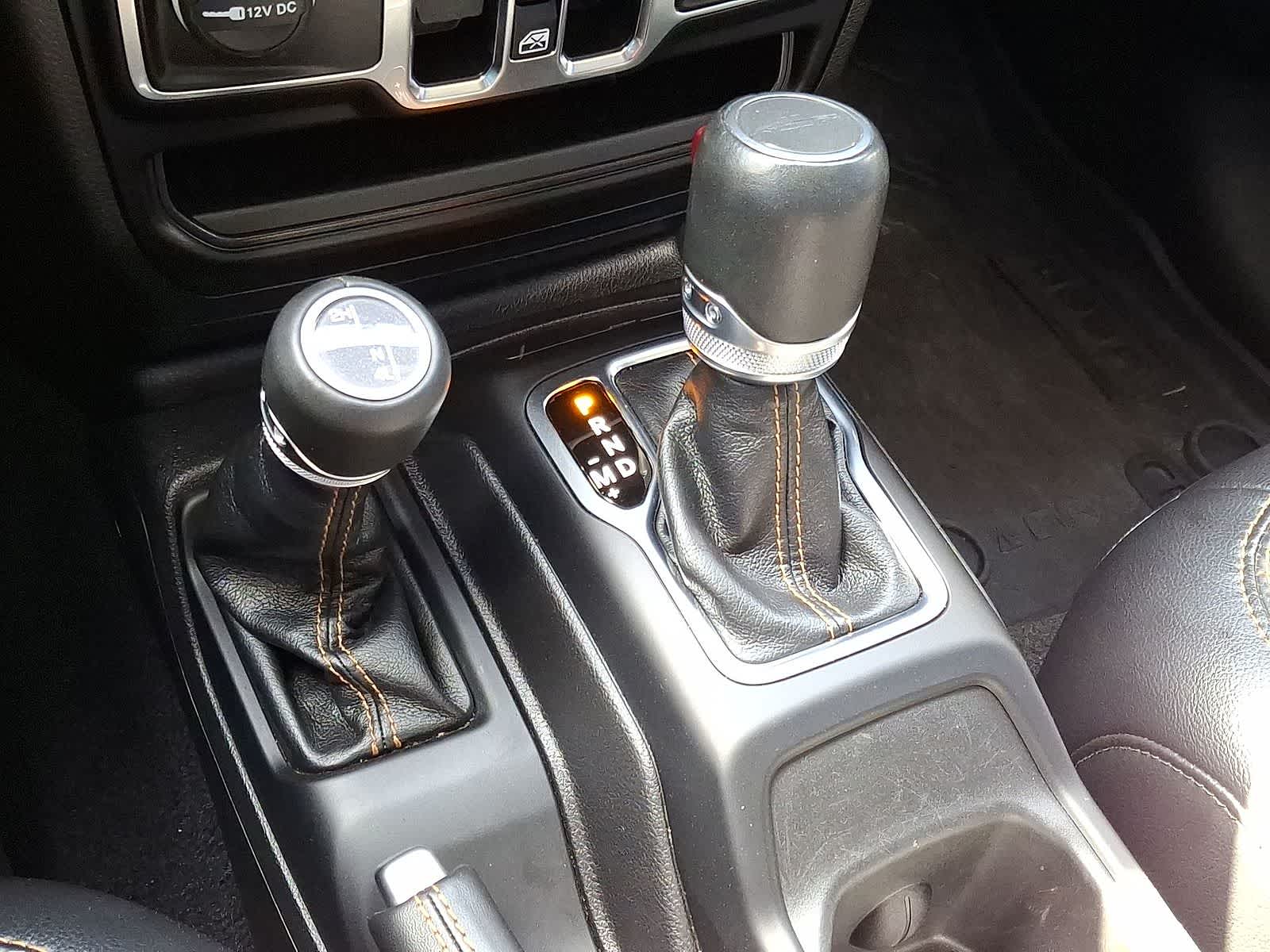 Thumbnail: 2023 Jeep Gladiator - 22