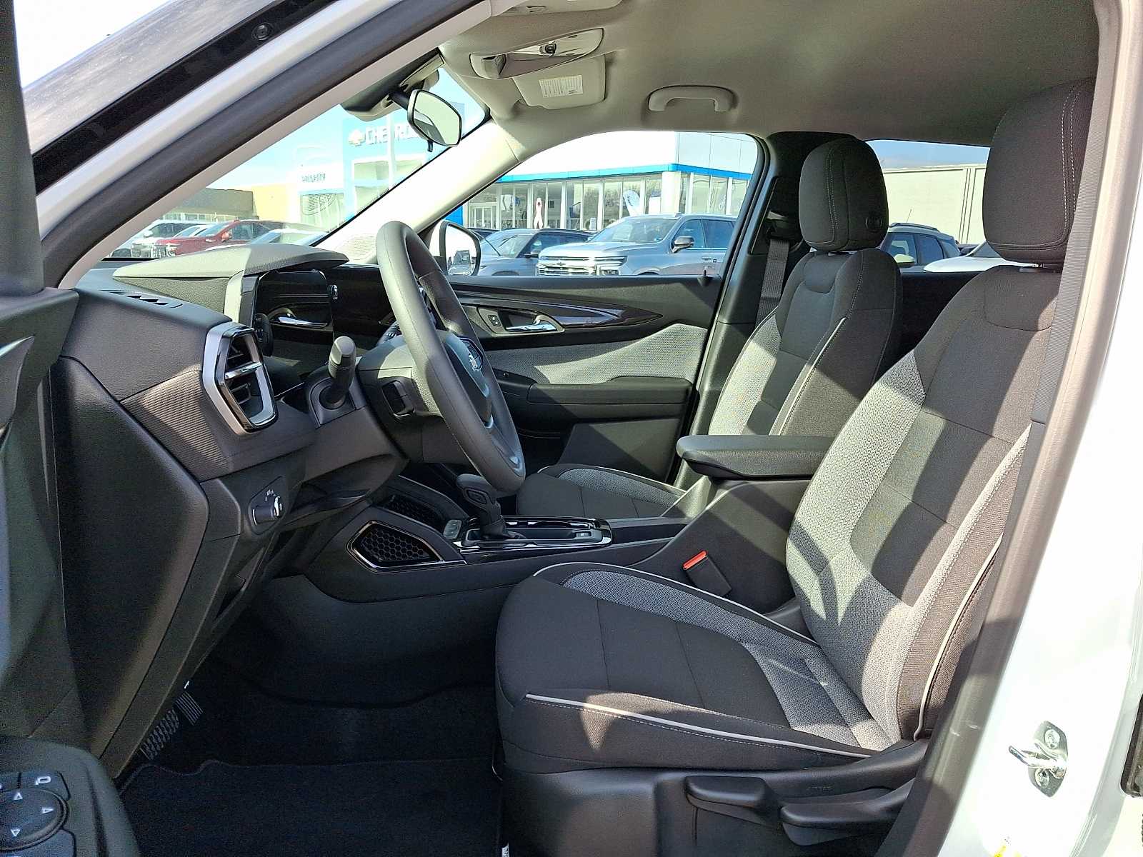 Thumbnail: 2026 Chevrolet TrailBlazer - 11