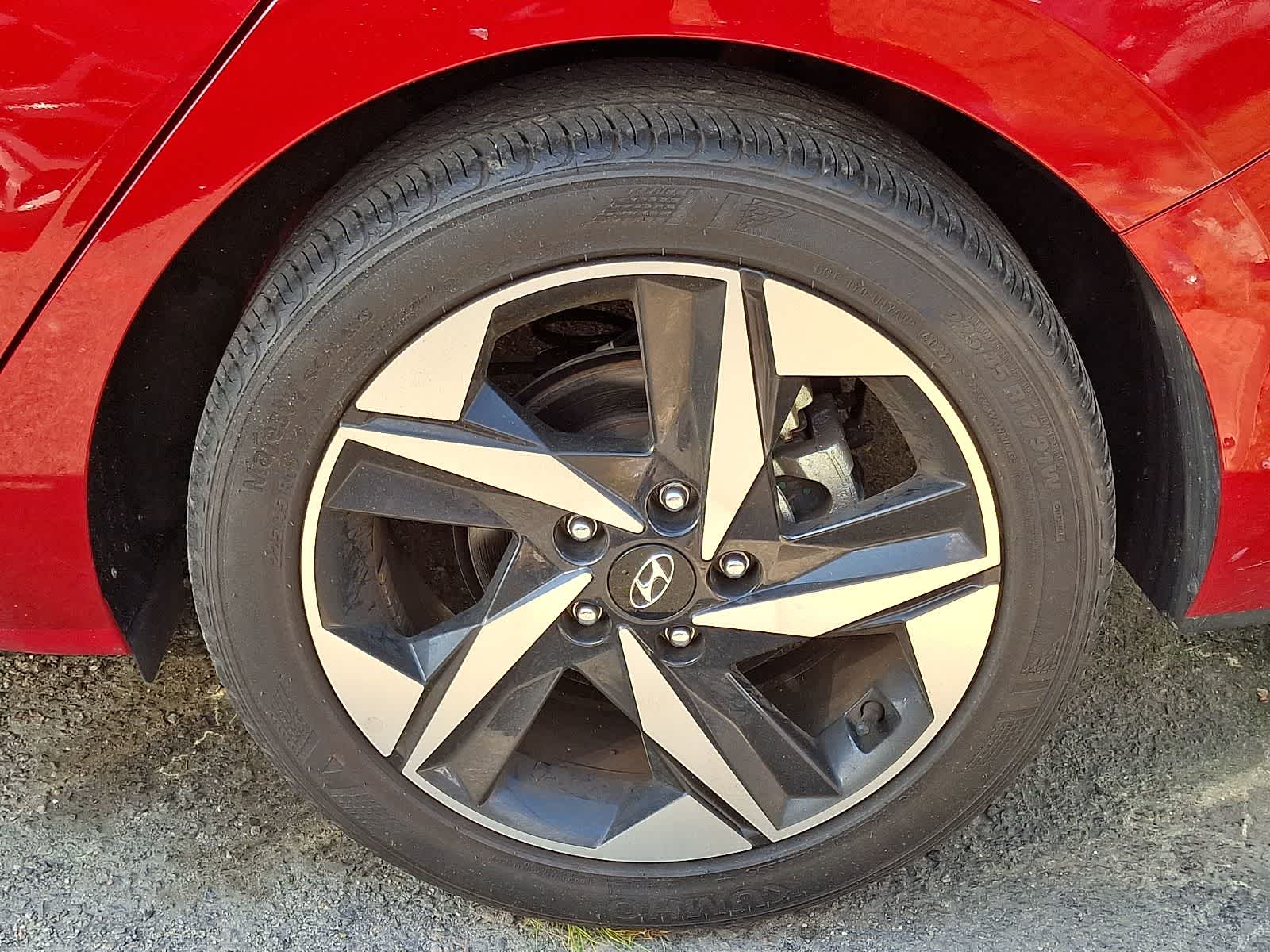 Thumbnail: 2023 Hyundai Elantra - 6