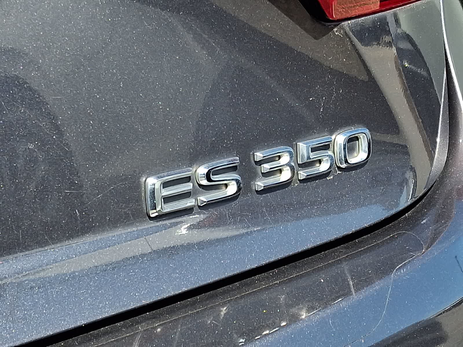 Thumbnail: 2017 Lexus ES - 5