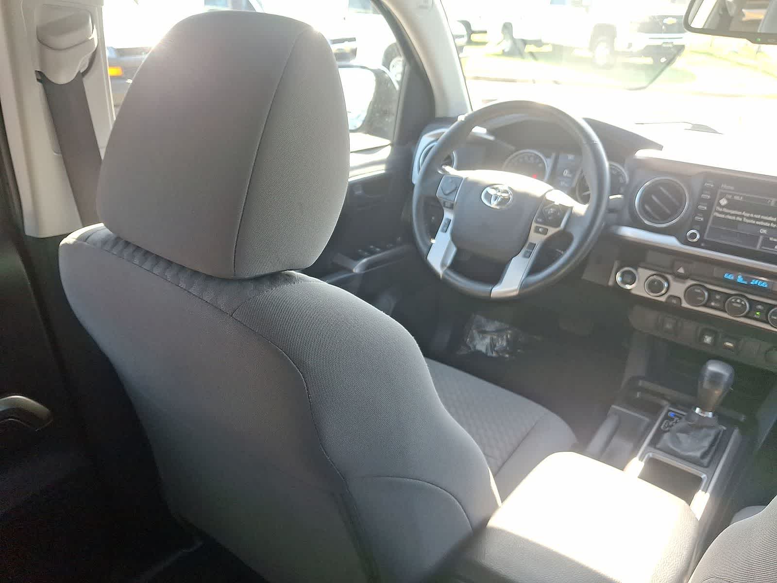 Thumbnail: 2023 Toyota Tacoma - 15