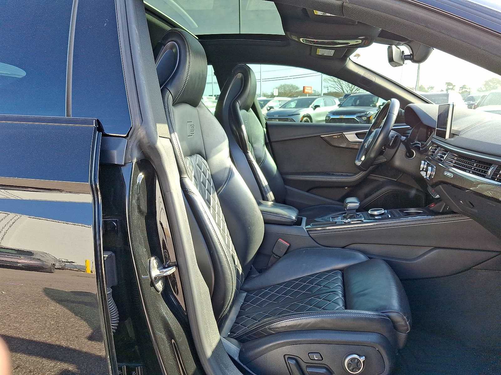 Thumbnail: 2019 Audi S5 - 34