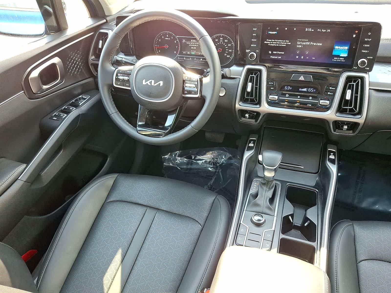 Thumbnail: 2023 Kia Sorento - 10