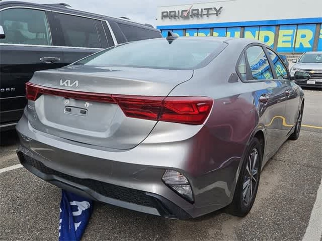 Certified 2022 Kia Forte LXS Sedan