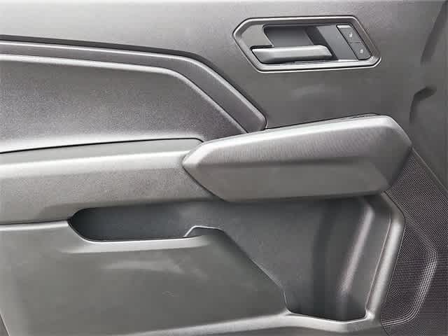 Thumbnail: 2026 Chevrolet Colorado - 10