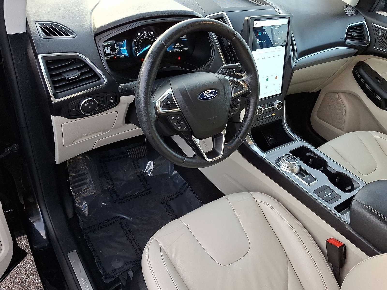 Thumbnail: 2022 Ford Edge - 16