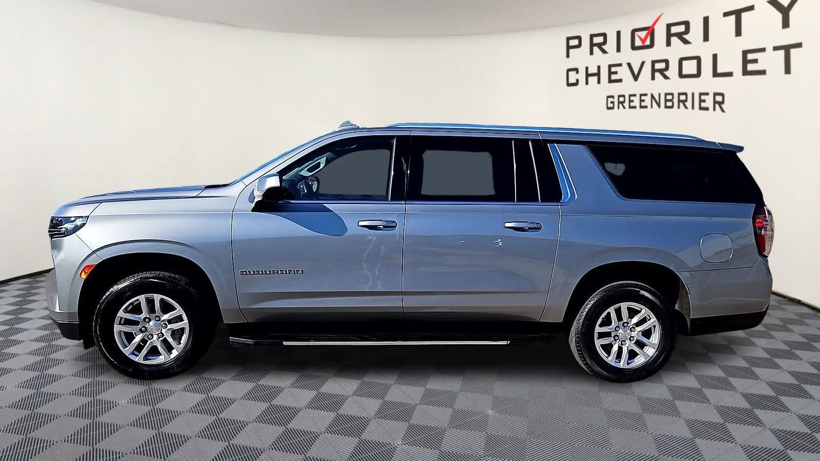 Thumbnail: 2024 Chevrolet Suburban - 5
