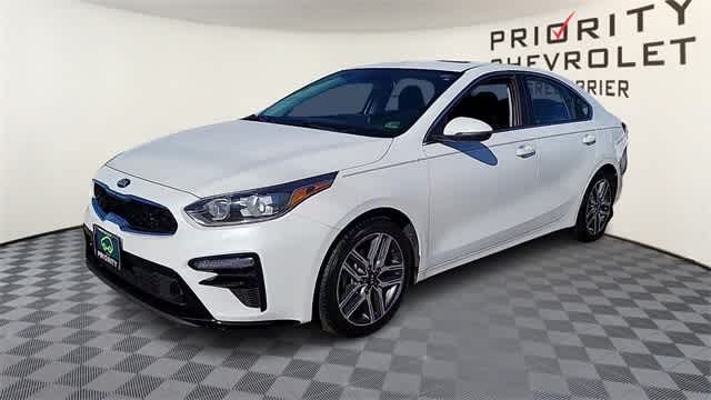 Thumbnail: 2021 Kia Forte - 4