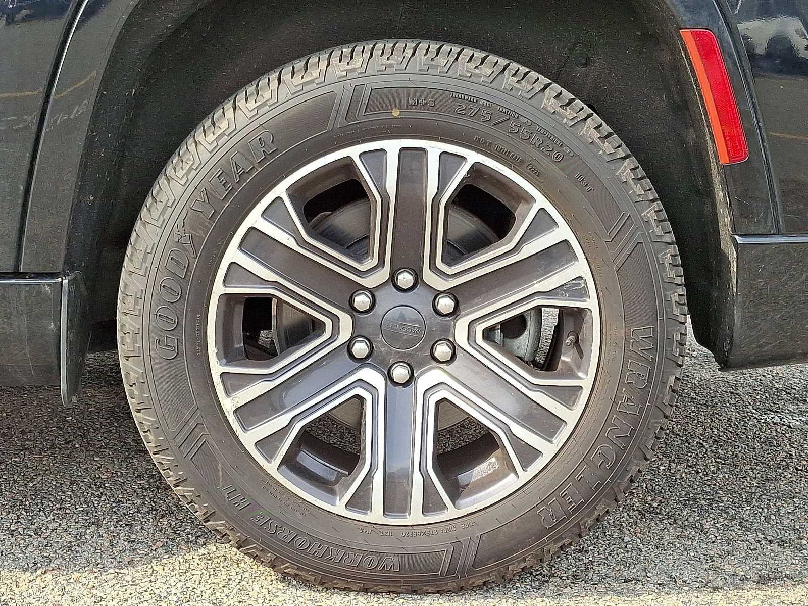 Thumbnail: 2024 Jeep Wagoneer - 33