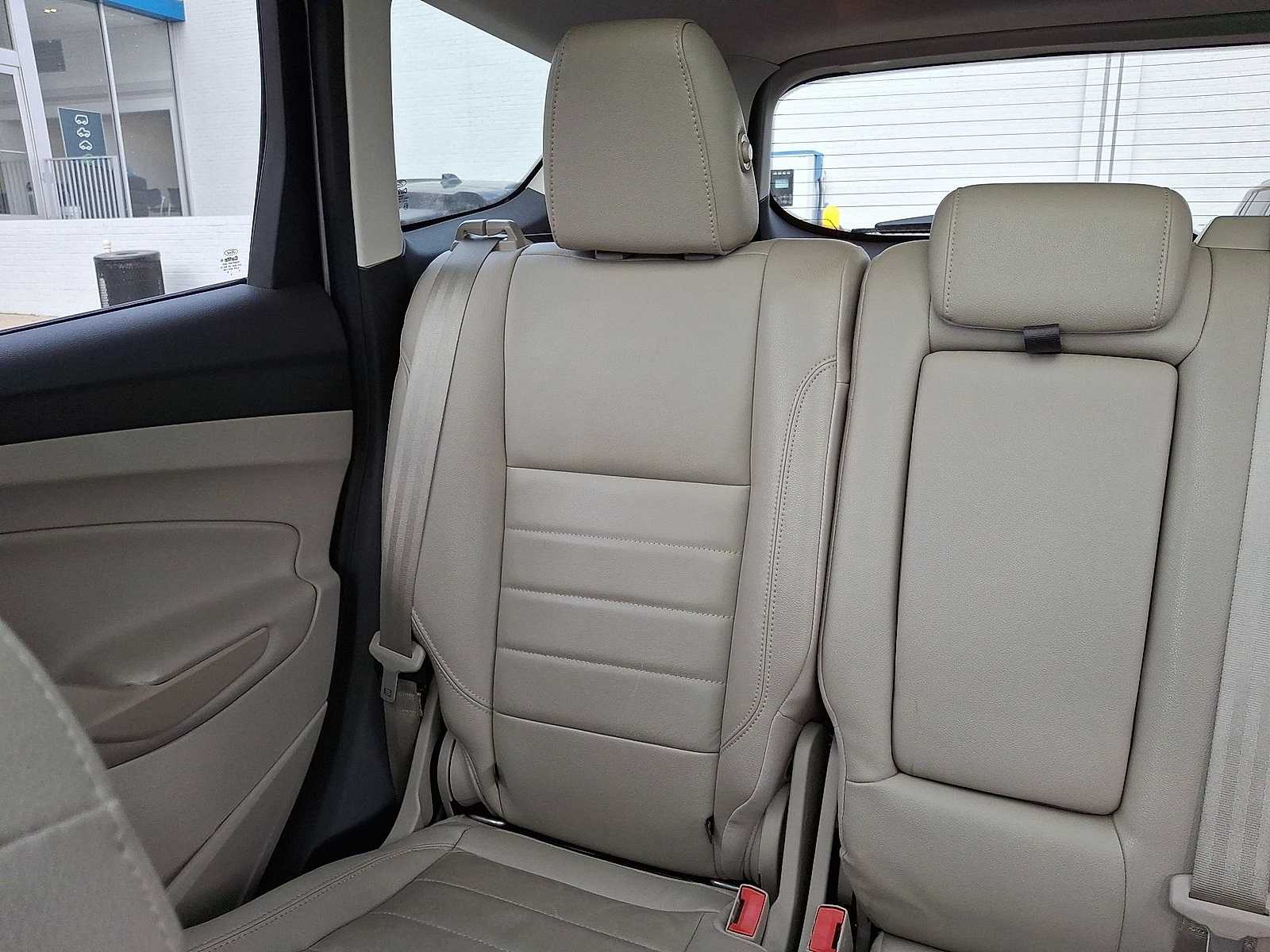 Thumbnail: 2015 Ford Escape - 13