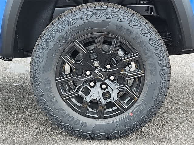 Thumbnail: 2026 Chevrolet Colorado - 7