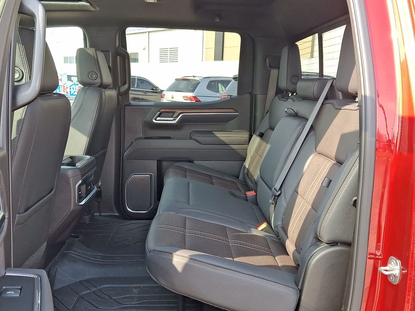 Thumbnail: 2025 Chevrolet Silverado 1500 - 32