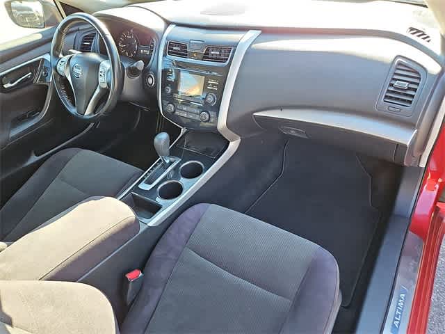 Thumbnail: 2013 Nissan Altima - 33