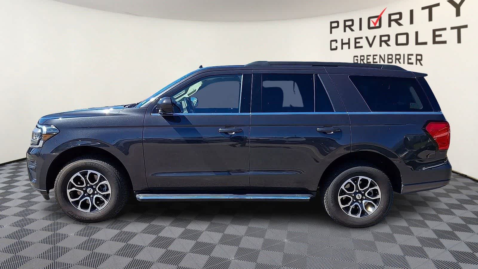 Thumbnail: 2023 Ford Expedition - 5