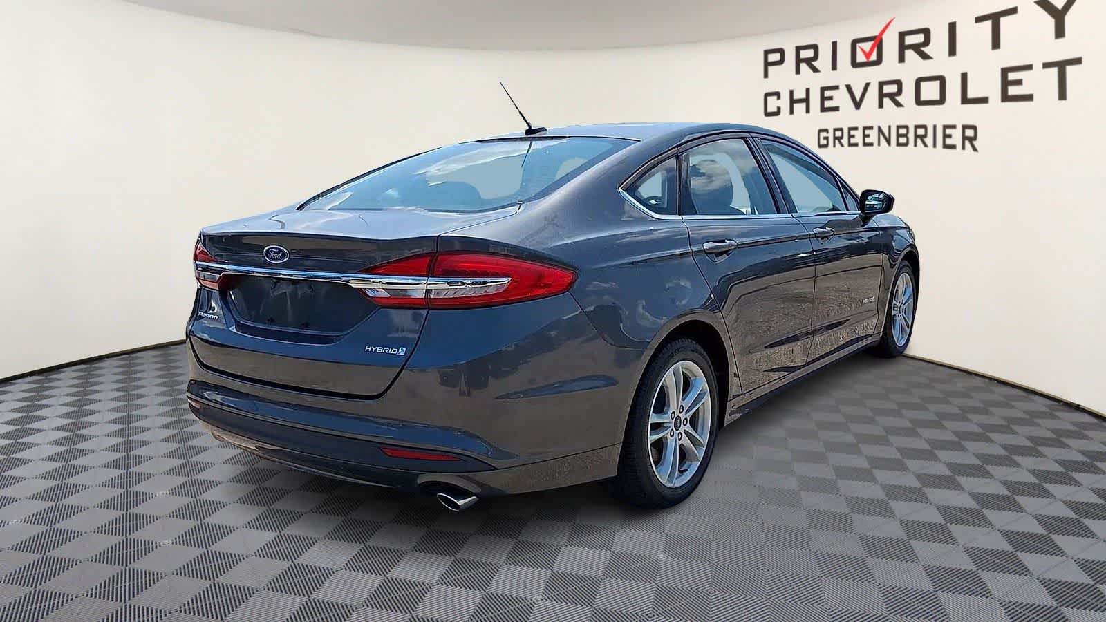 Thumbnail: 2018 Ford Fusion - 8
