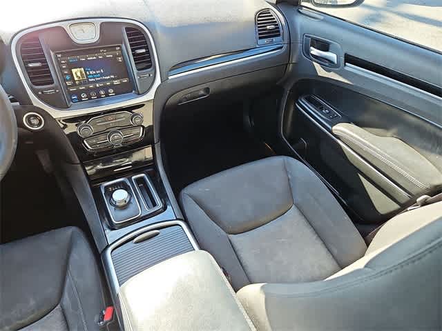 Thumbnail: 2023 Chrysler 300 - 12