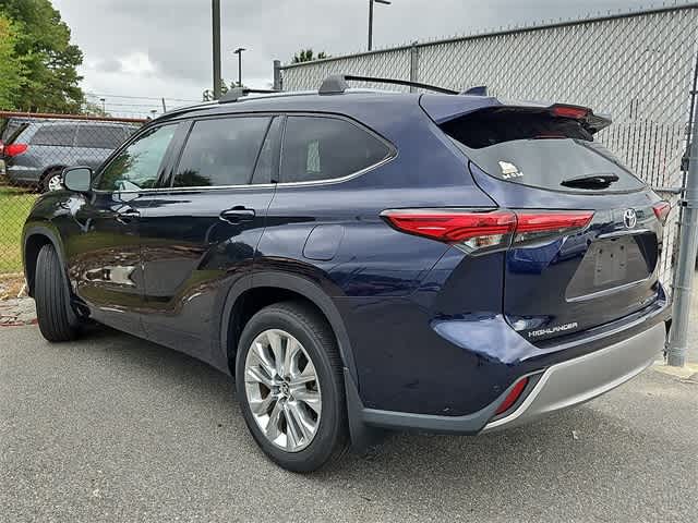 Thumbnail: 2020 Toyota Highlander - 4