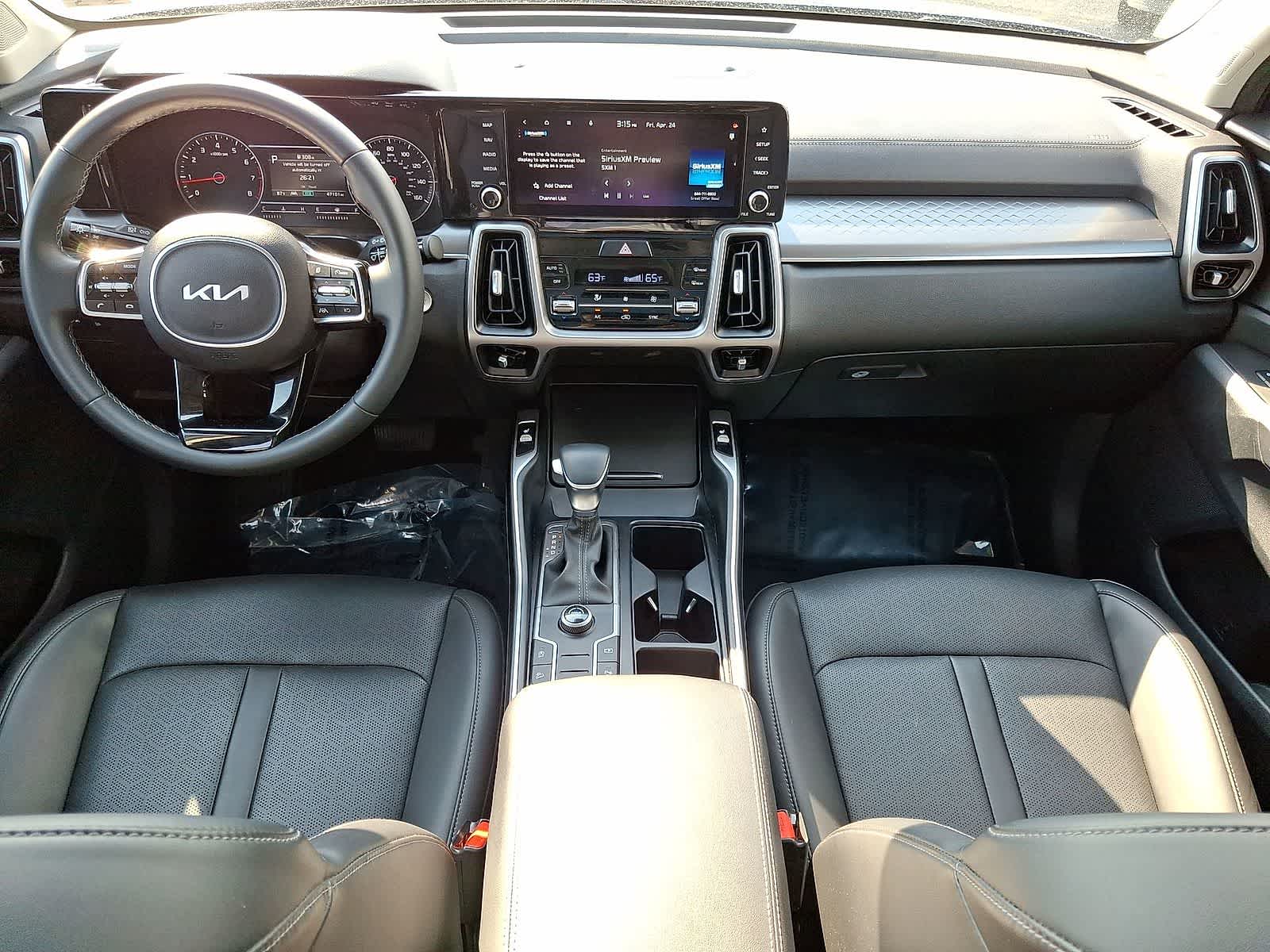 Thumbnail: 2023 Kia Sorento - 11