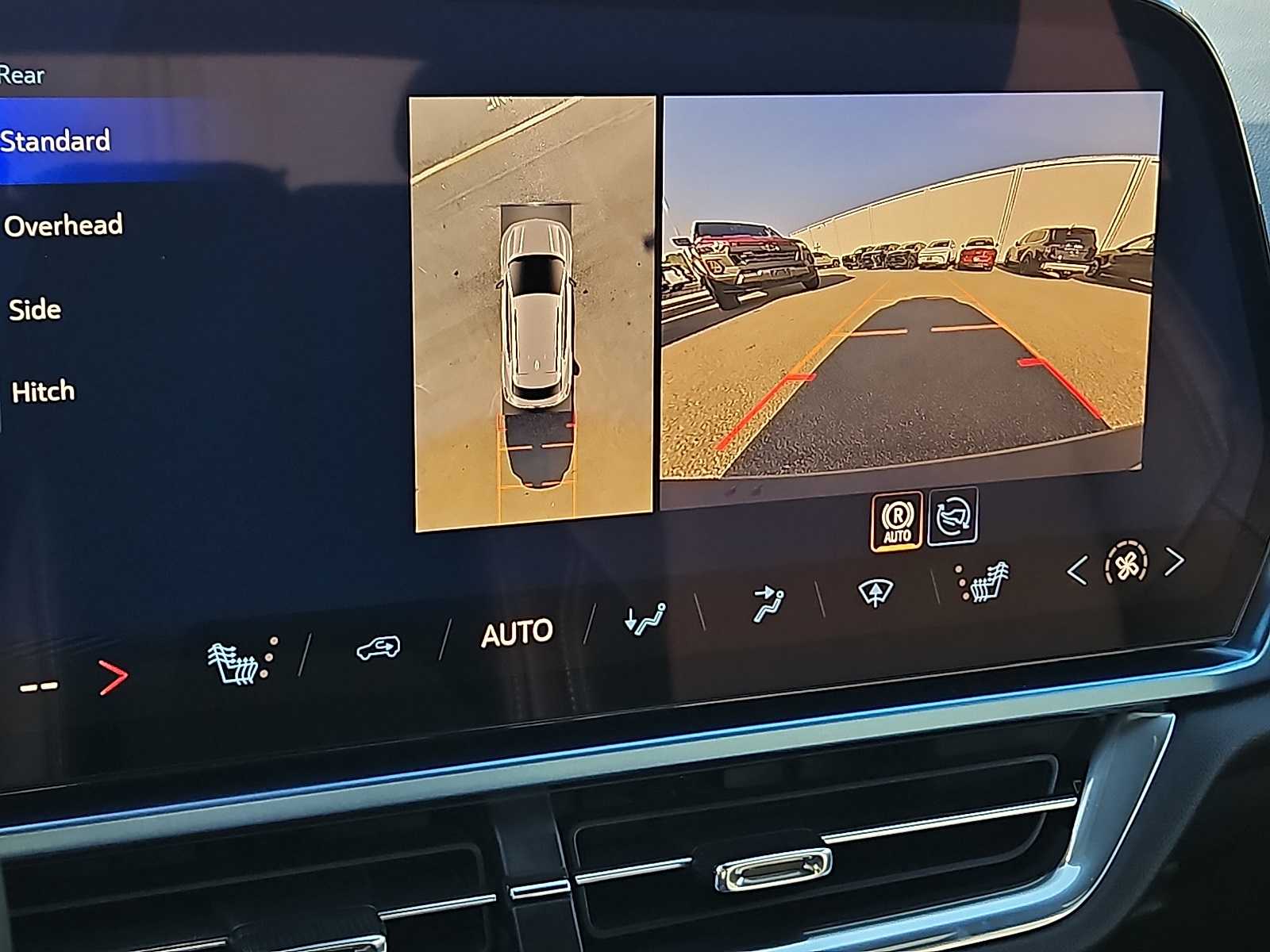 Thumbnail: 2026 Chevrolet Equinox - 16