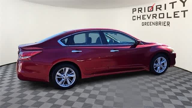 Thumbnail: 2013 Nissan Altima - 9