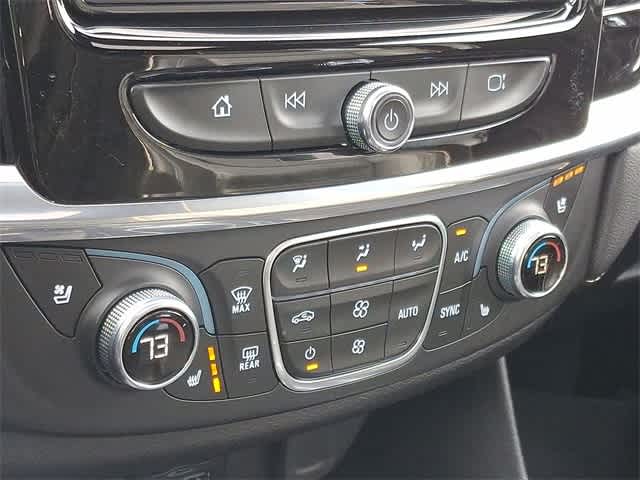 Thumbnail: 2023 Chevrolet Traverse - 24