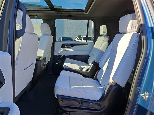 Thumbnail: 2026 Chevrolet Suburban - 8