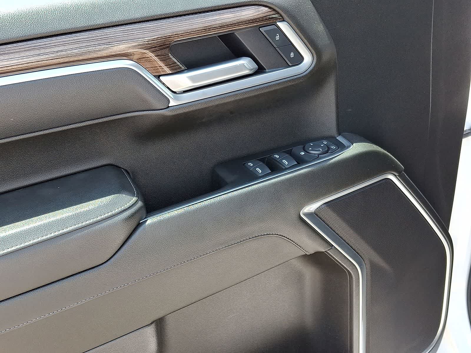 Thumbnail: 2025 Chevrolet Silverado 1500 - 29