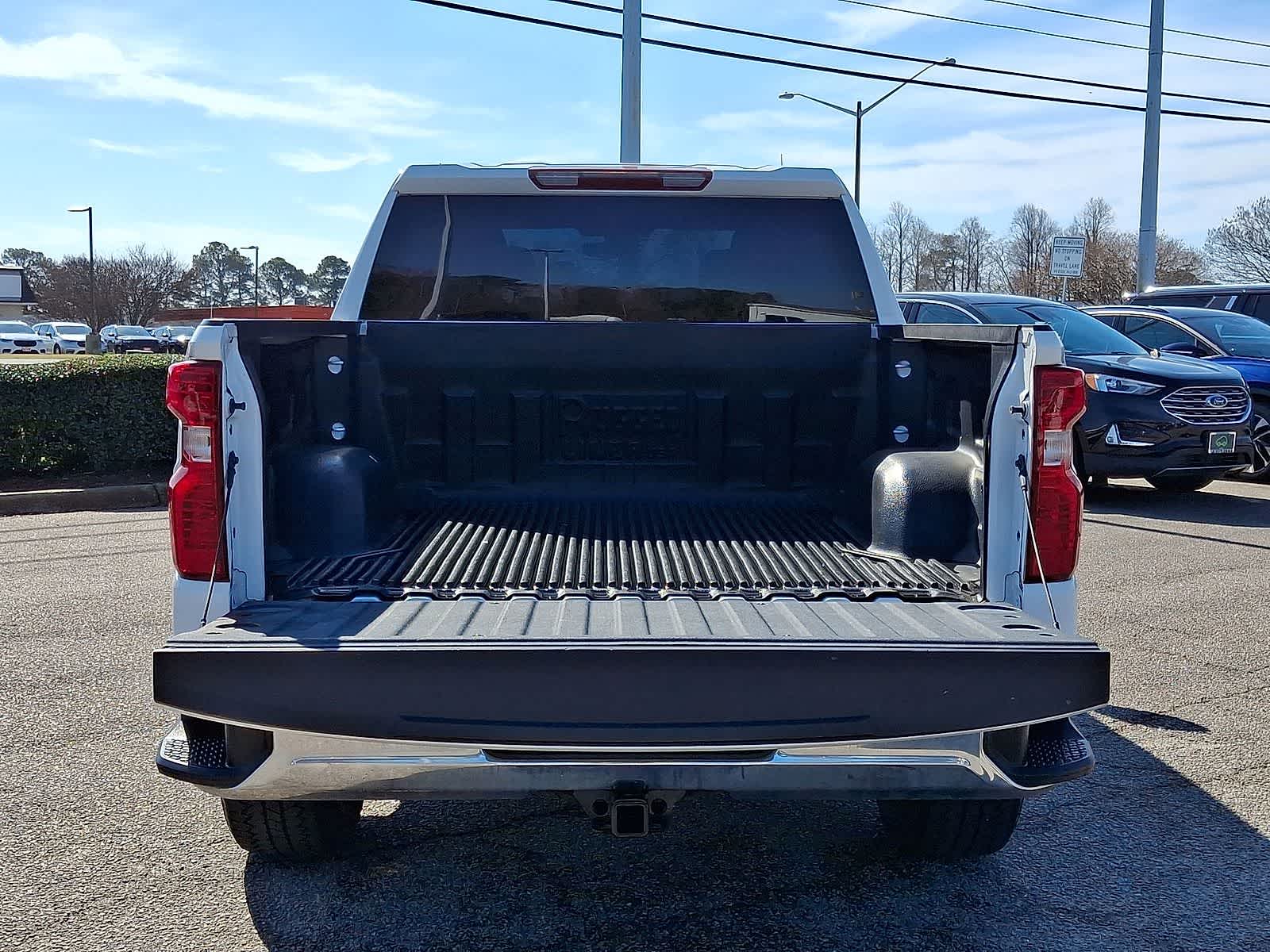 Thumbnail: 2020 Chevrolet Silverado 1500 - 29