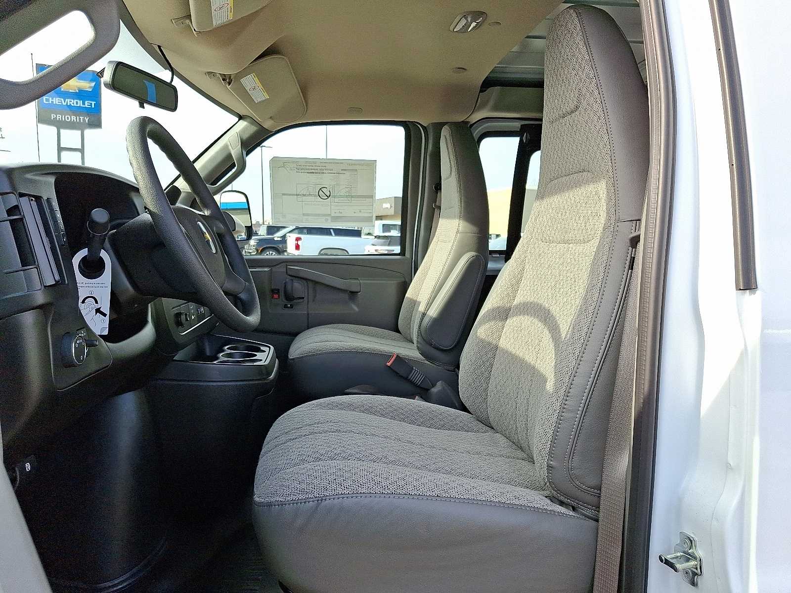 Thumbnail: 2025 Chevrolet Express - 8