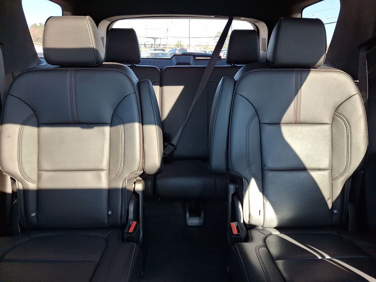 Thumbnail: 2023 Chevrolet Traverse - 14