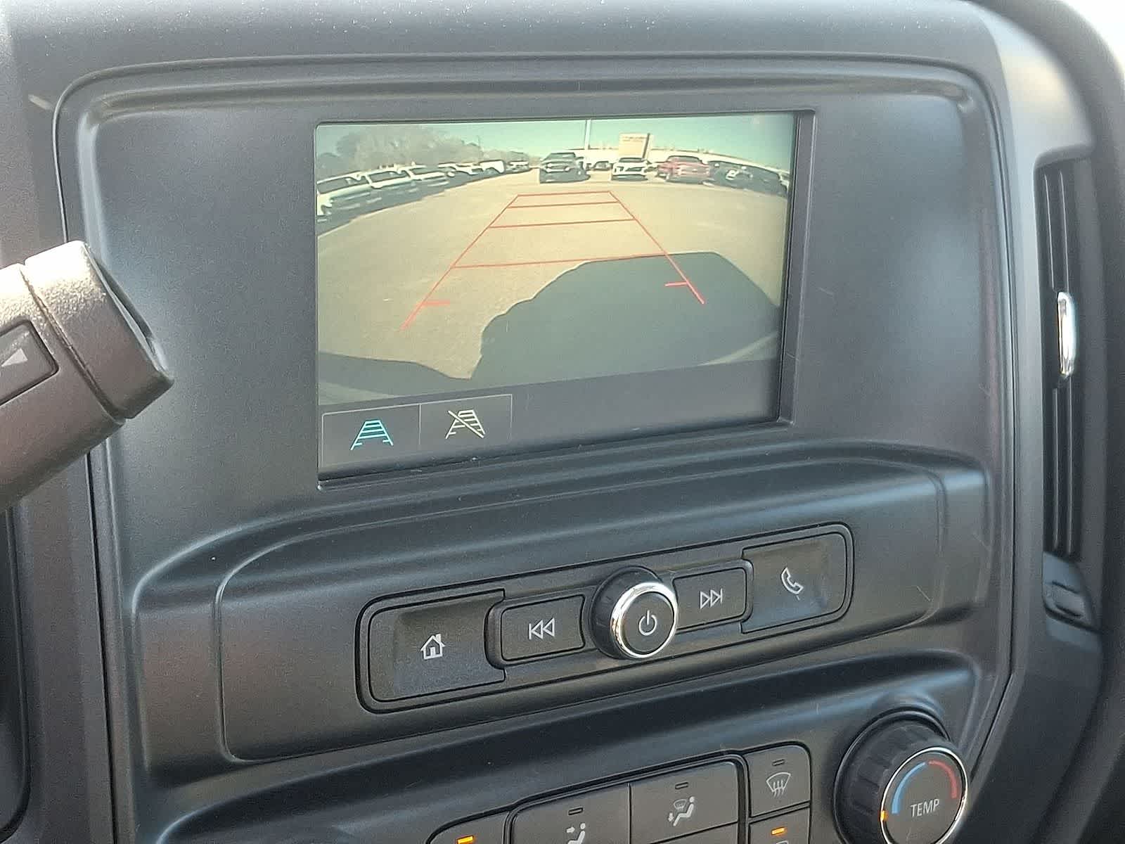 Thumbnail: 2018 Chevrolet Silverado 1500 - 21