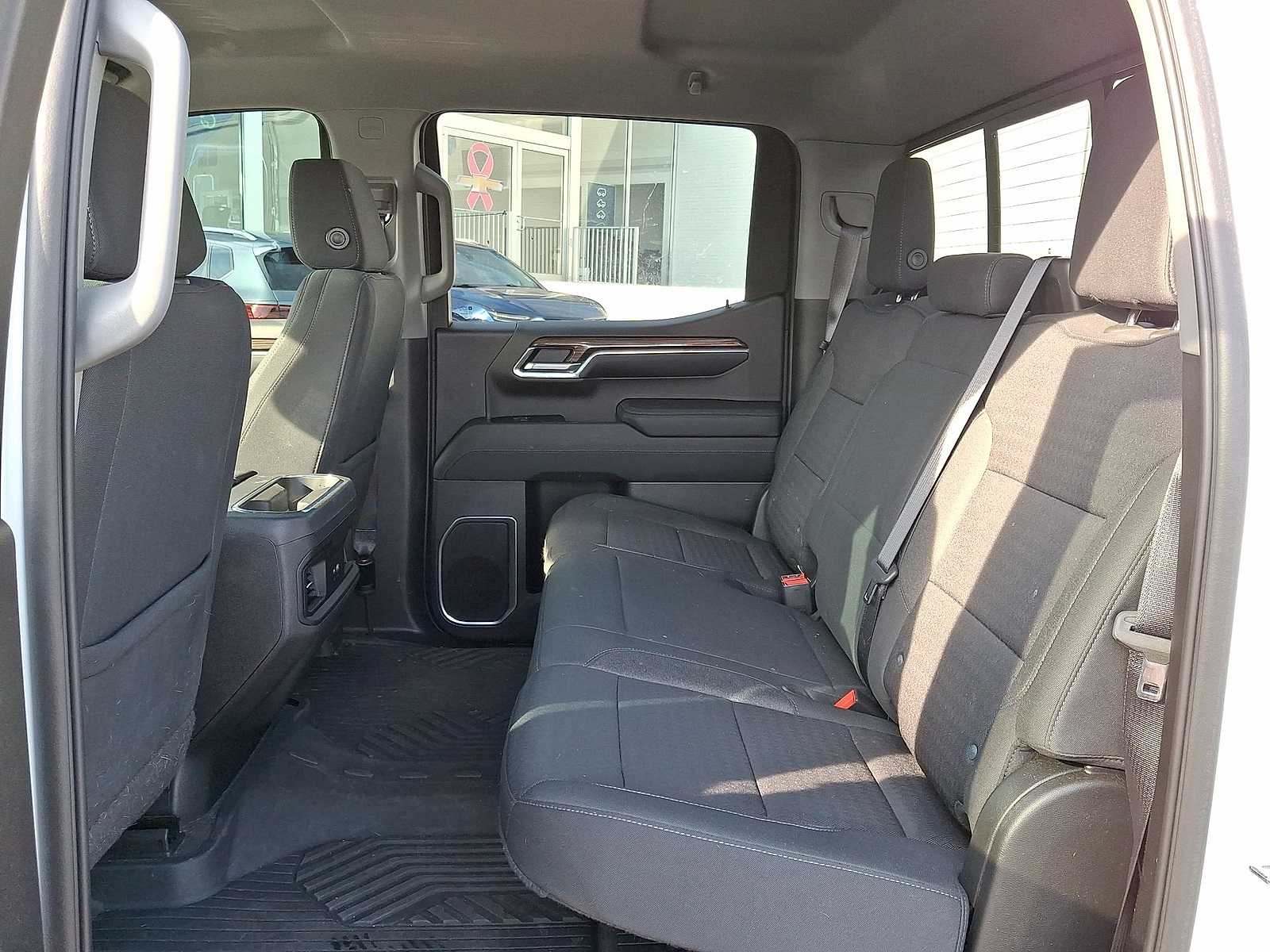 Thumbnail: 2022 Chevrolet Silverado 1500 - 30