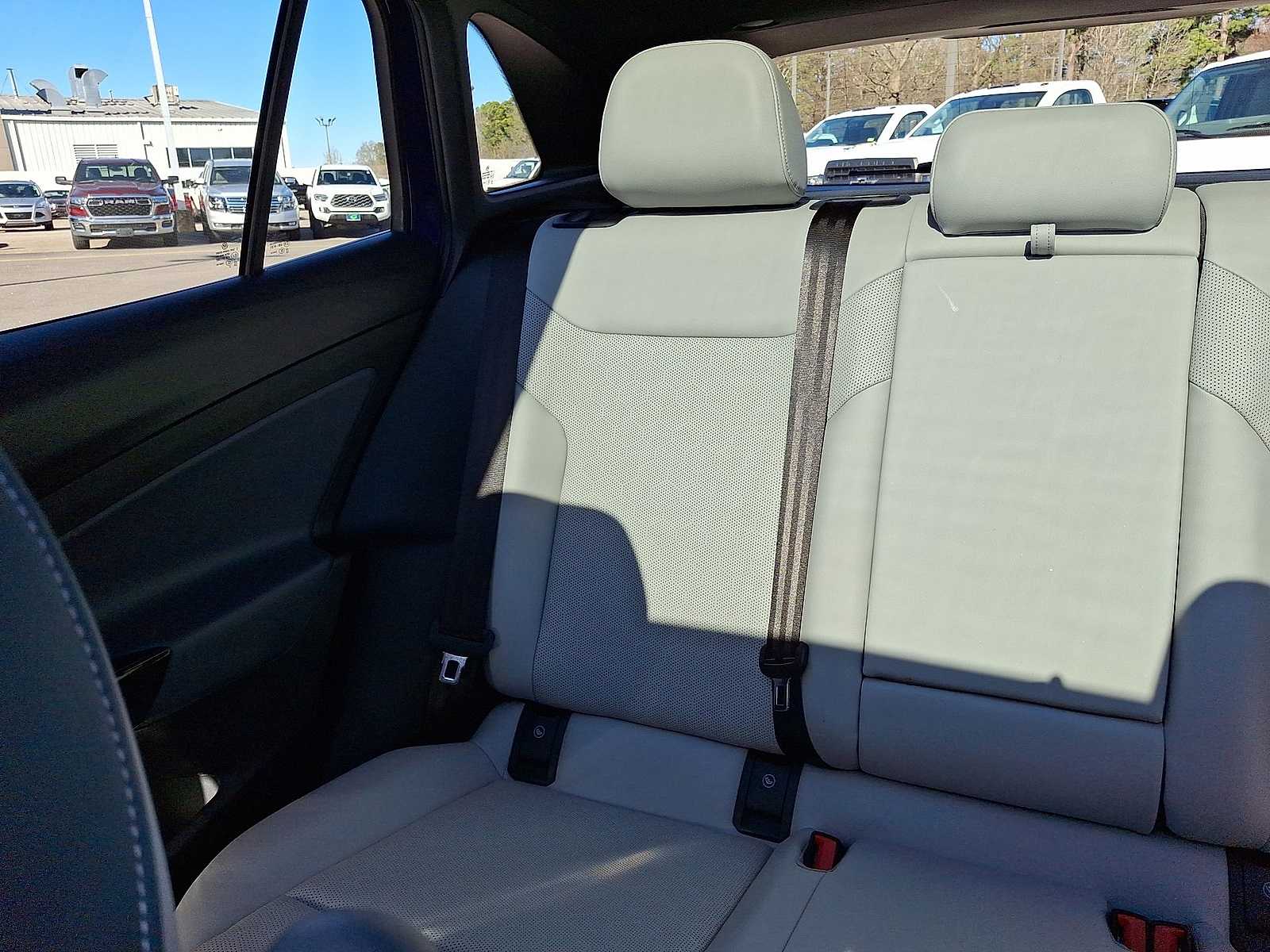 Thumbnail: 2022 Volkswagen ID.4 - 13