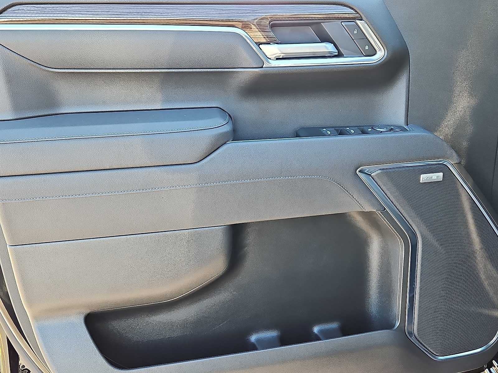 Thumbnail: 2026 Chevrolet Silverado 1500 - 8