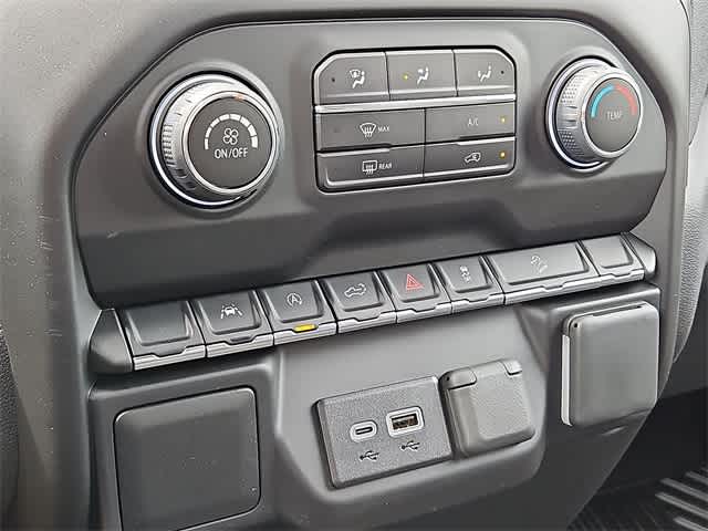 Thumbnail: 2026 Chevrolet Silverado 1500 - 13