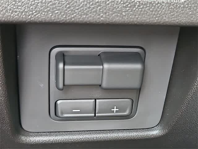 Thumbnail: 2026 Chevrolet Colorado - 19