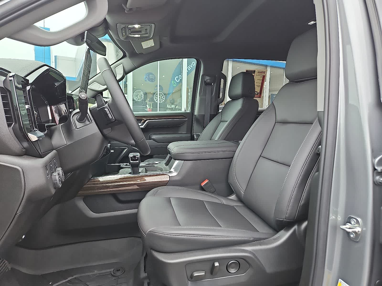 Thumbnail: 2025 Chevrolet Silverado 1500 - 11