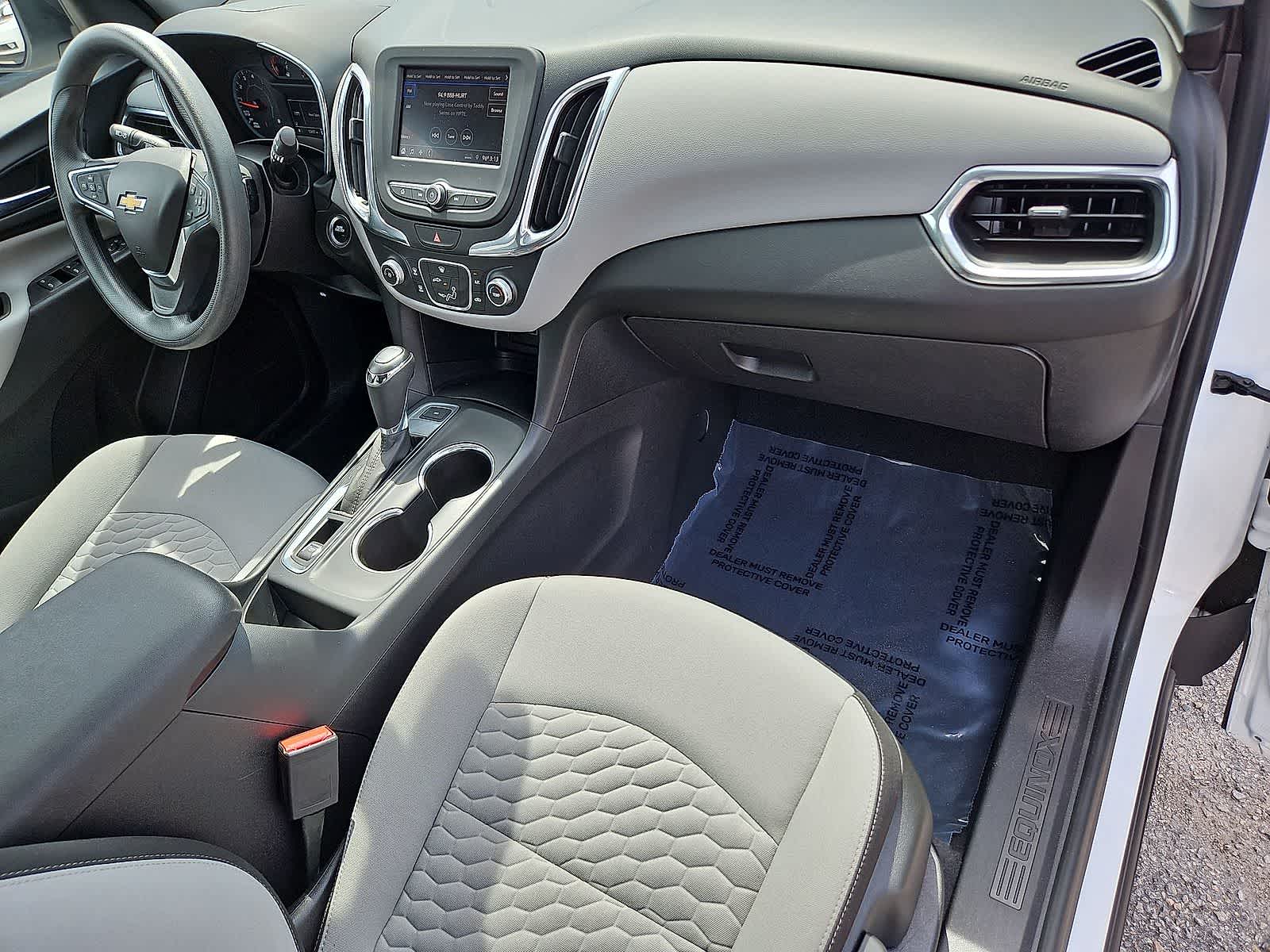 Thumbnail: 2020 Chevrolet Equinox - 32